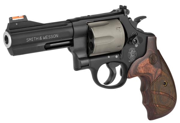 Smith & Wesson 329 Personal Defense 44 Mag 4